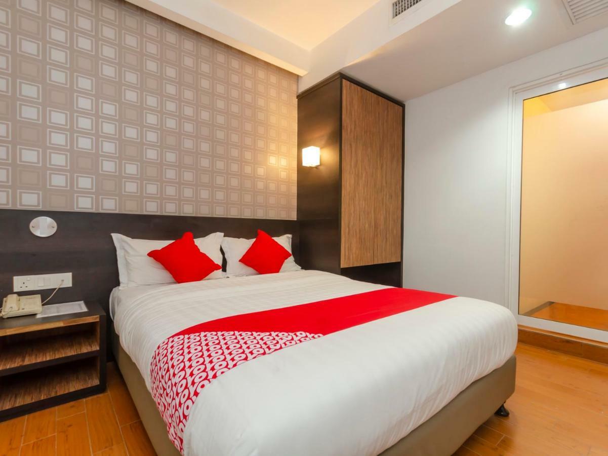 Oyo 1164 Hotel 906 Kota Laksamana 말라카 외부 사진