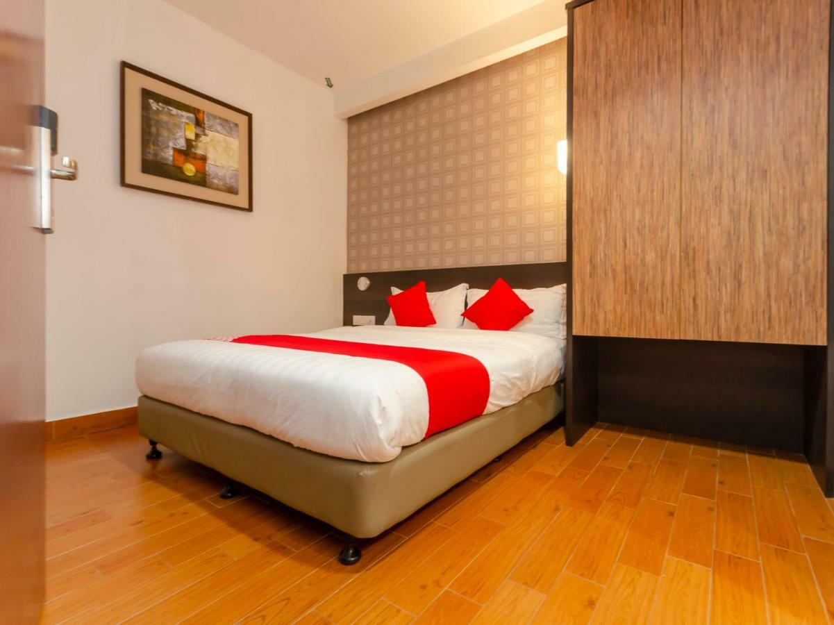 Oyo 1164 Hotel 906 Kota Laksamana 말라카 외부 사진