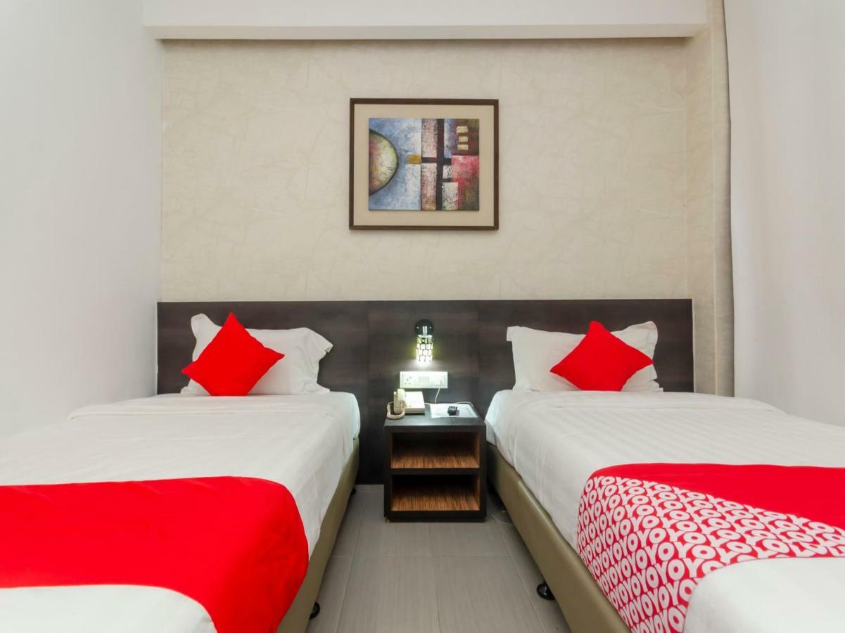 Oyo 1164 Hotel 906 Kota Laksamana 말라카 외부 사진