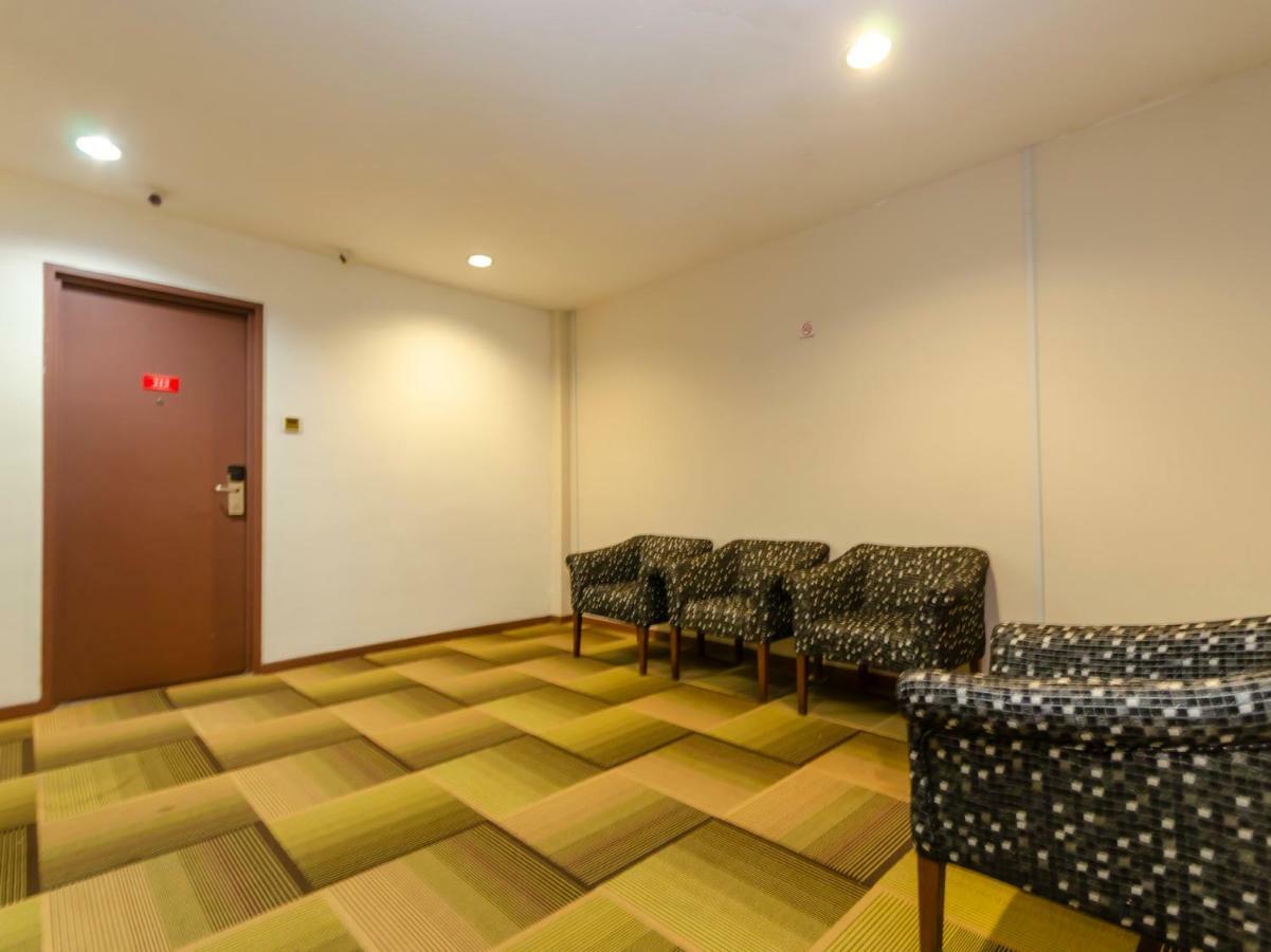Oyo 1164 Hotel 906 Kota Laksamana 말라카 외부 사진